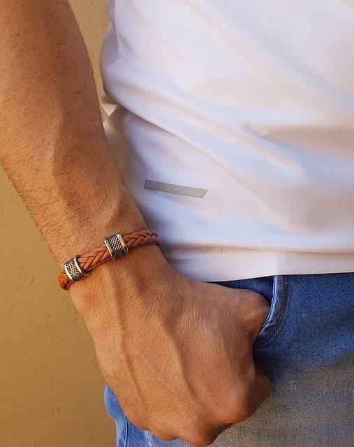 Bijoux pour hommes : La mode ne concerne plus seulement les femmes