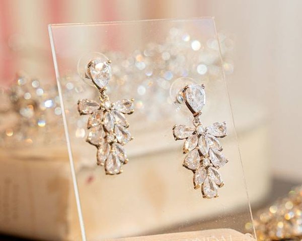 Comment nettoyer vos bijoux fantaisie en toute simplicité